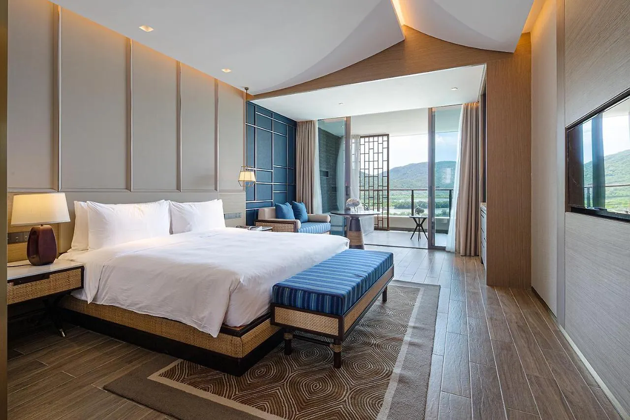 Narada Resort Hotel Sanya Pleasant Bay 5*,