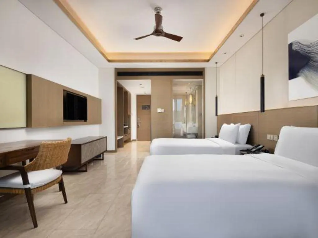 Narada Resort Hotel Sanya Pleasant Bay 5*,  China