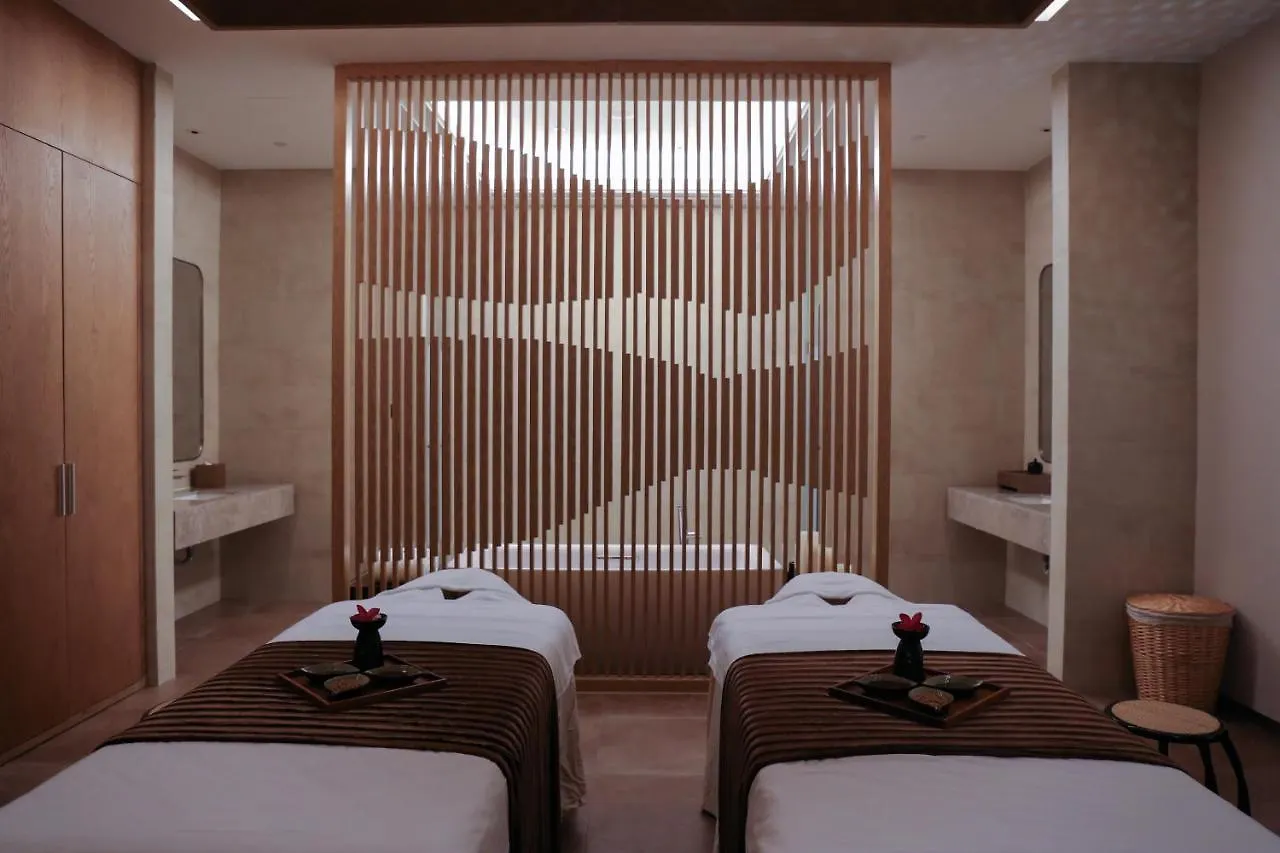 Narada Resort Hotel Sanya Pleasant Bay 5*,