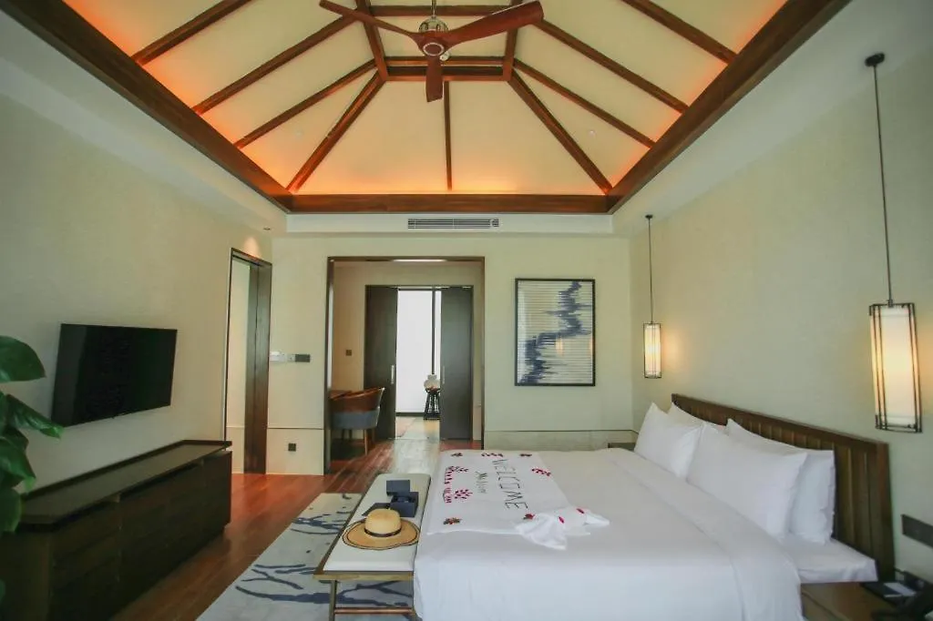 Narada Resort Hotel Sanya Pleasant Bay 5*,